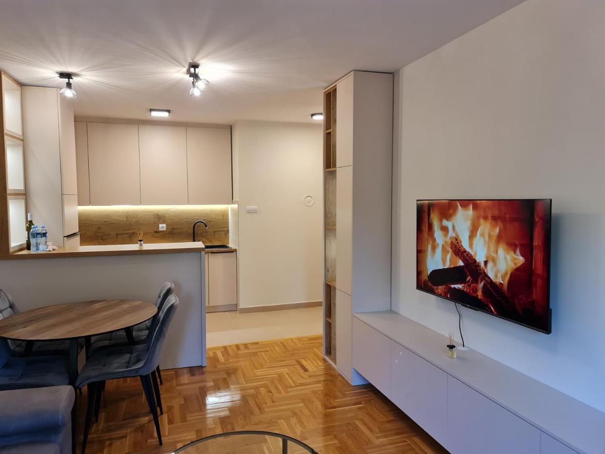 Agera Apartments Μπάνια Λούκα Εξωτερικό φωτογραφία