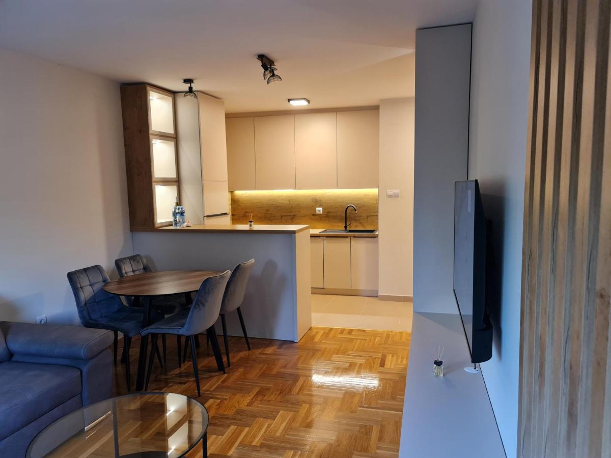 Agera Apartments Μπάνια Λούκα Εξωτερικό φωτογραφία